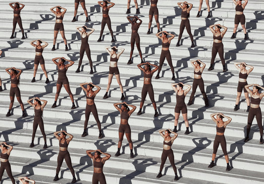 🕺🏼脫衣舞俱樂部的逃稅舞步/🧘🏽‍♀️Nike Skims系列終於亮相 或將撼動Lululemon瑜伽褲和女性運動服飾龍頭地位/最近在讀的書ikigai生之意義/ 直播帶貨正夯 Tiktok積極推動美國賣家加入